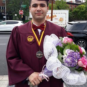 Meet your Posher, Ghada